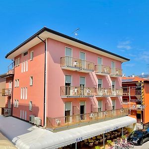 Hotel Le Star